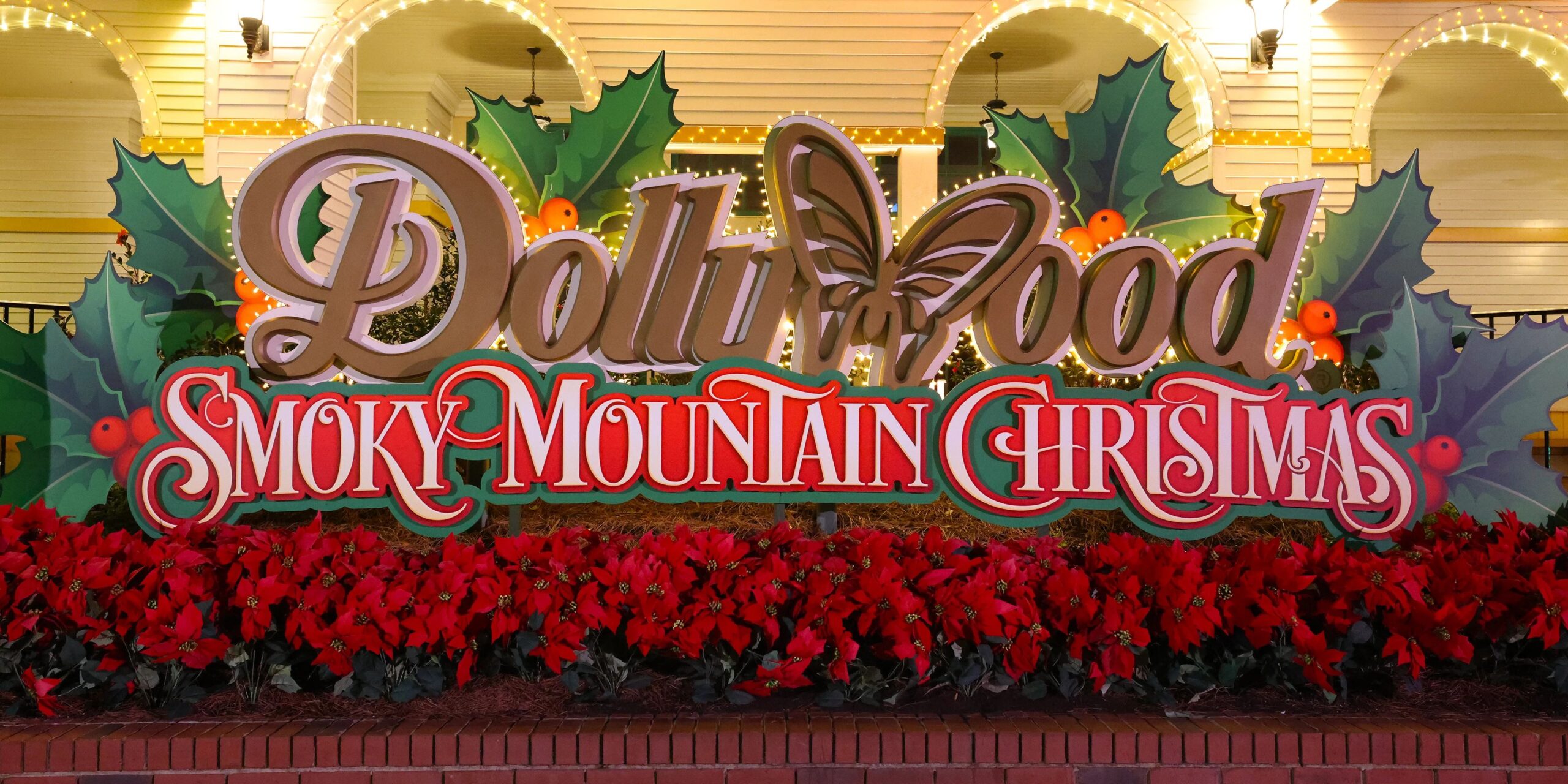 Dollywood’s Smoky Mountain Christmas Presented by Humana