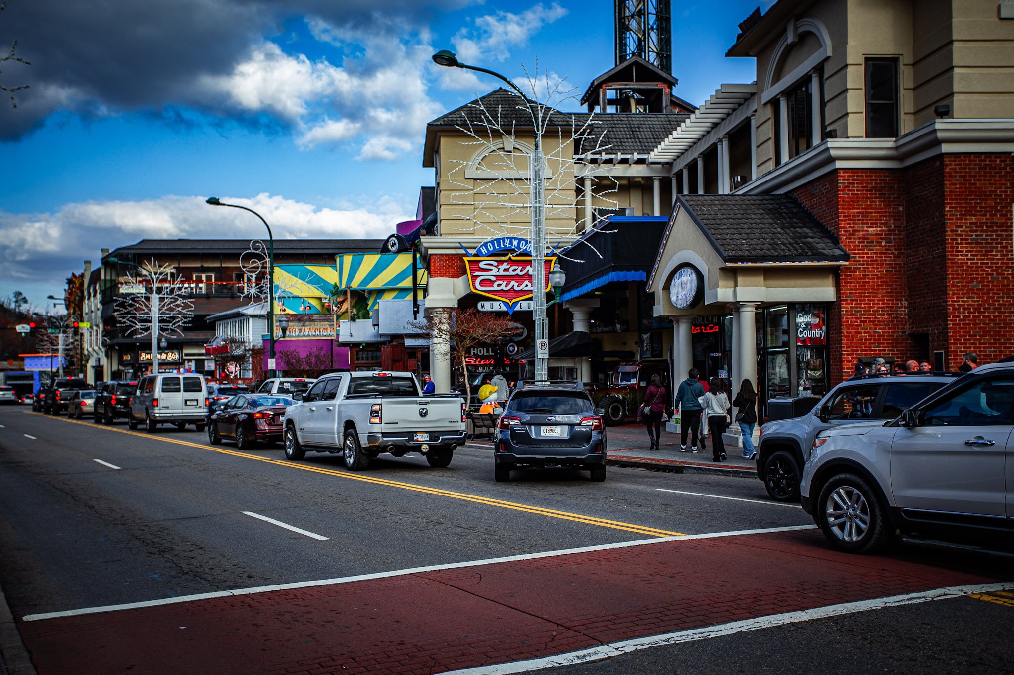Gatlinburg This Weekend – December 8-12