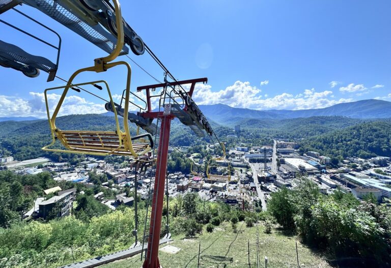 Gatlinburg SkyPark Wraps Up October With Sunrise Mornings, Highline Shows and BrOO Fest