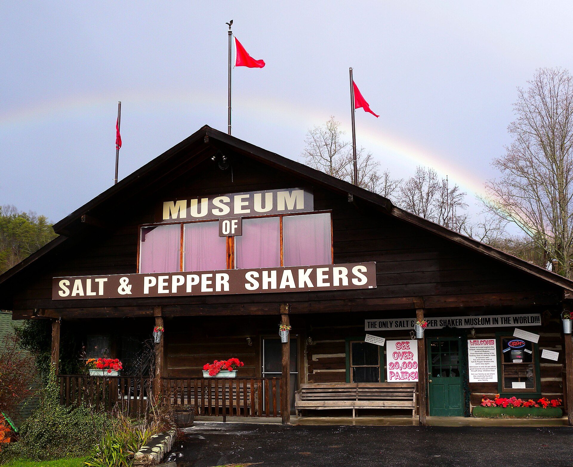 Salt & Pepper Shaker Museum